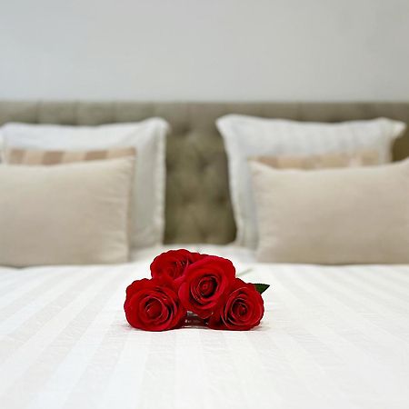 בריסל Sublime Appartement Calme Cosy & Jacuzzi מראה חיצוני תמונה