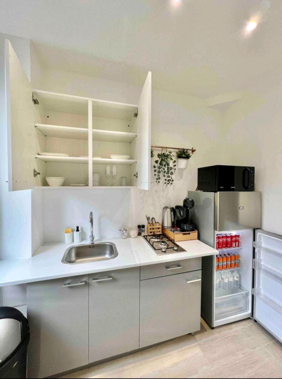 בריסל Sublime Appartement Calme Cosy & Jacuzzi מראה חיצוני תמונה