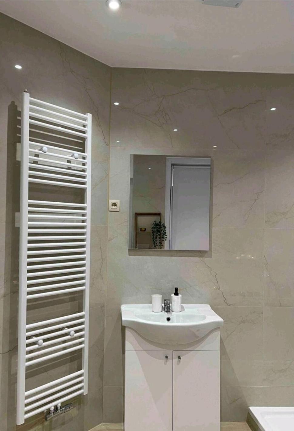 בריסל Sublime Appartement Calme Cosy & Jacuzzi מראה חיצוני תמונה